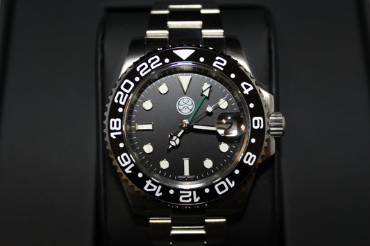 Hawaiian Island Creations GMT Automatic Watch - Model UC100